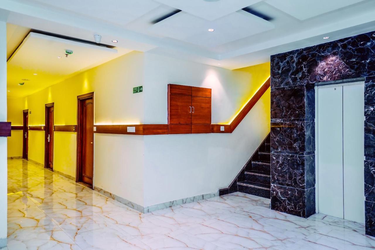 Hotel Aura Grand By Levelup Hotels Amritsar Exterior foto