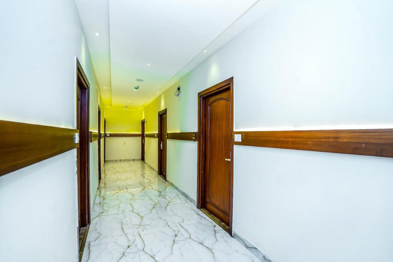 Hotel Aura Grand By Levelup Hotels Amritsar Exterior foto